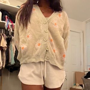 Cozy daisy cardigan!